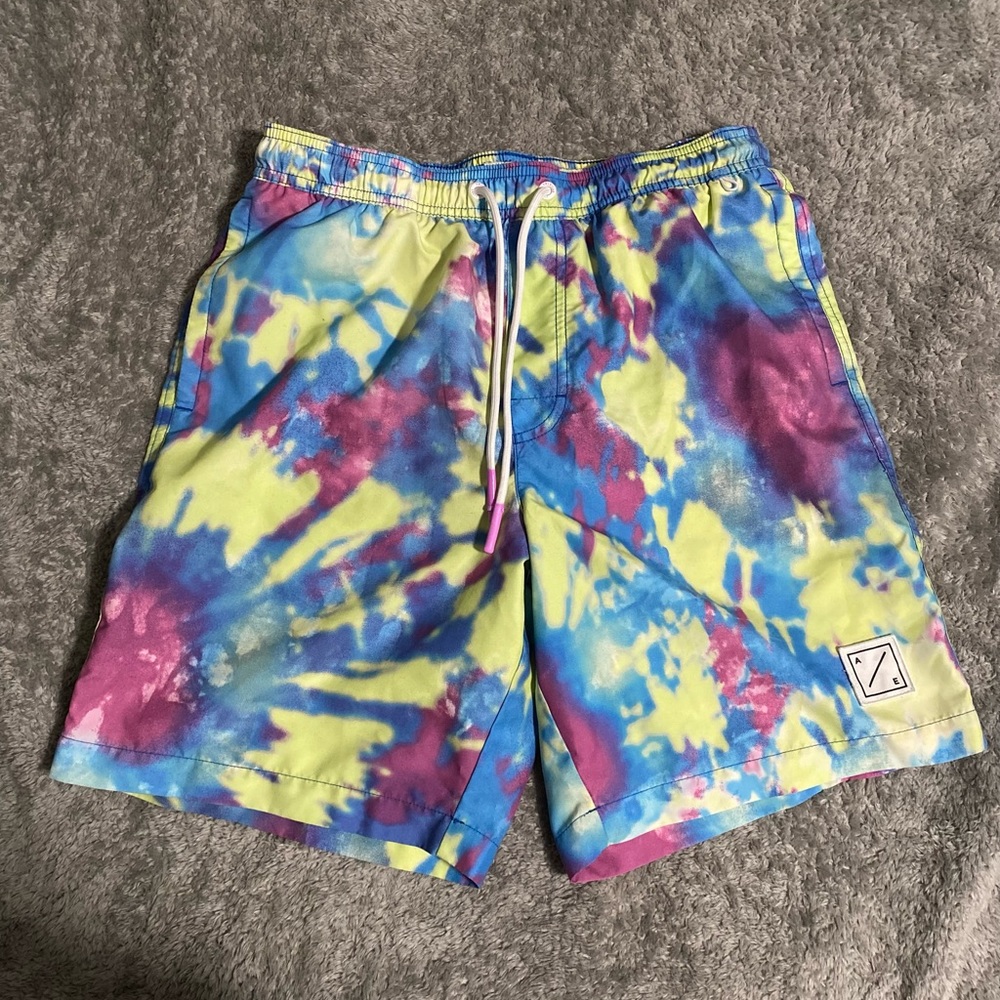 American Eagle swimming shorts Sz Small